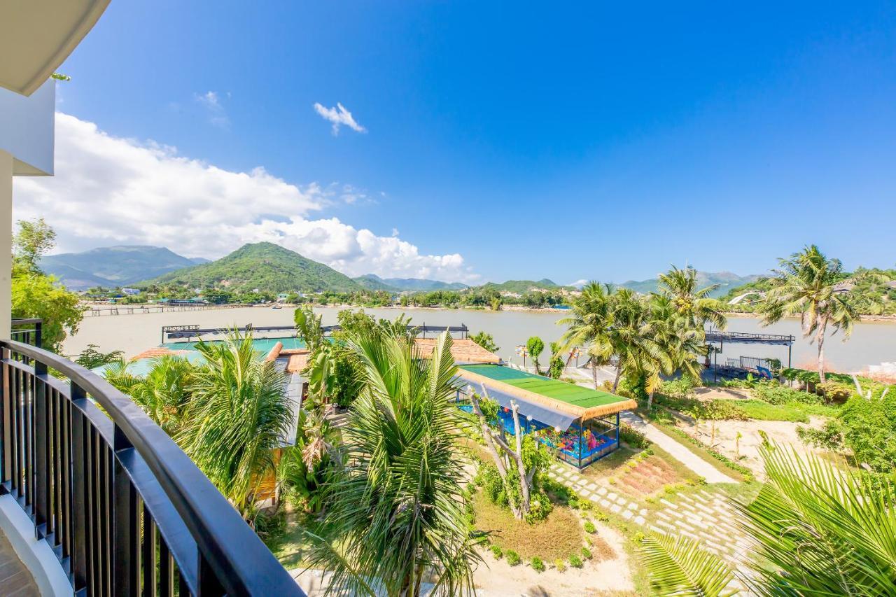 Oyo 426 Klaus Resort Nha Trang Exteriör bild